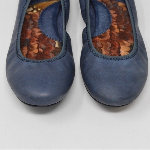 Born Leather Julianne Ballet Flats, Steel Blue Color - Picture 8 of 12
